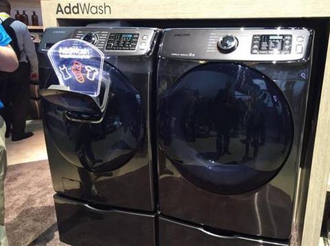 随时添加想洗衣物，蝶窗·蓝水晶三星洗衣机AddWash