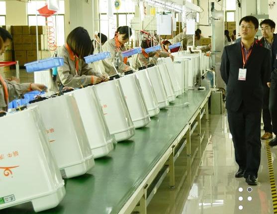 广州蜗牛家电有限公司 专业移动洗澡机生产厂家