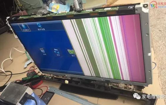 创维液晶电视花屏故障维修（32K03HR）