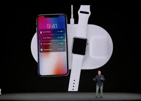 苹果无线充电技术终于用在iPhone X和iPhone 8上