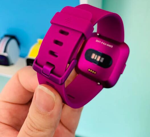 Fitbit精简版智能手表Versa Lite实际使用评测插图1