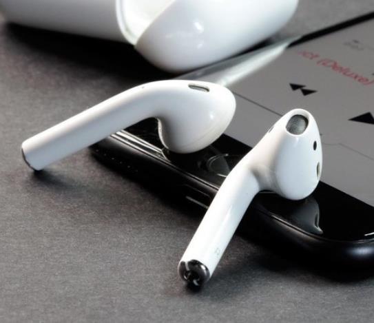 苹果Airpods外最值得入手降噪耳机送给你