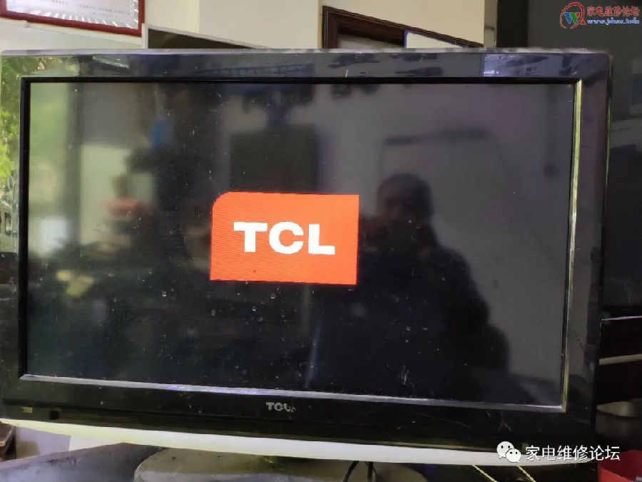 TCL液晶电视开机保护故障维修(L32M9B)