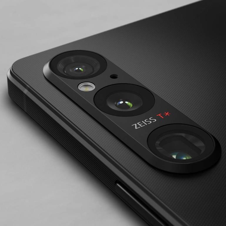 索尼发布两款Xperia智能手机瞄准网红