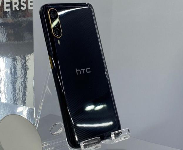 HTC U系列手机回归，官方公告18日举行发表会