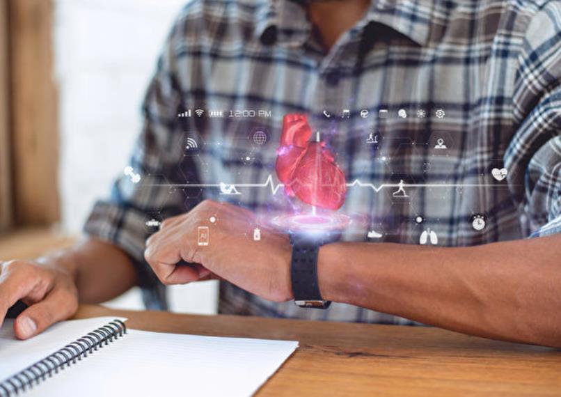 智能手机新附件可在指尖上测量血压