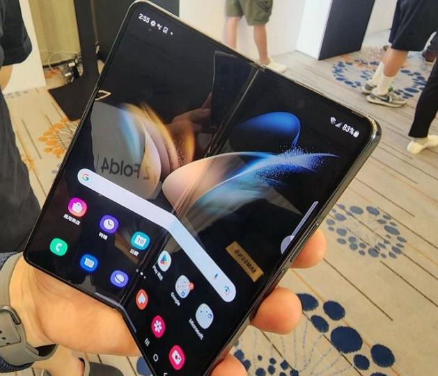 三星新一代折叠机Galaxy Z Fold5/Flip5月底登场