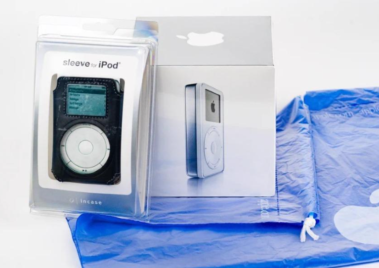 暴涨72倍！2001版“首款iPod”以近20万元高价卖出