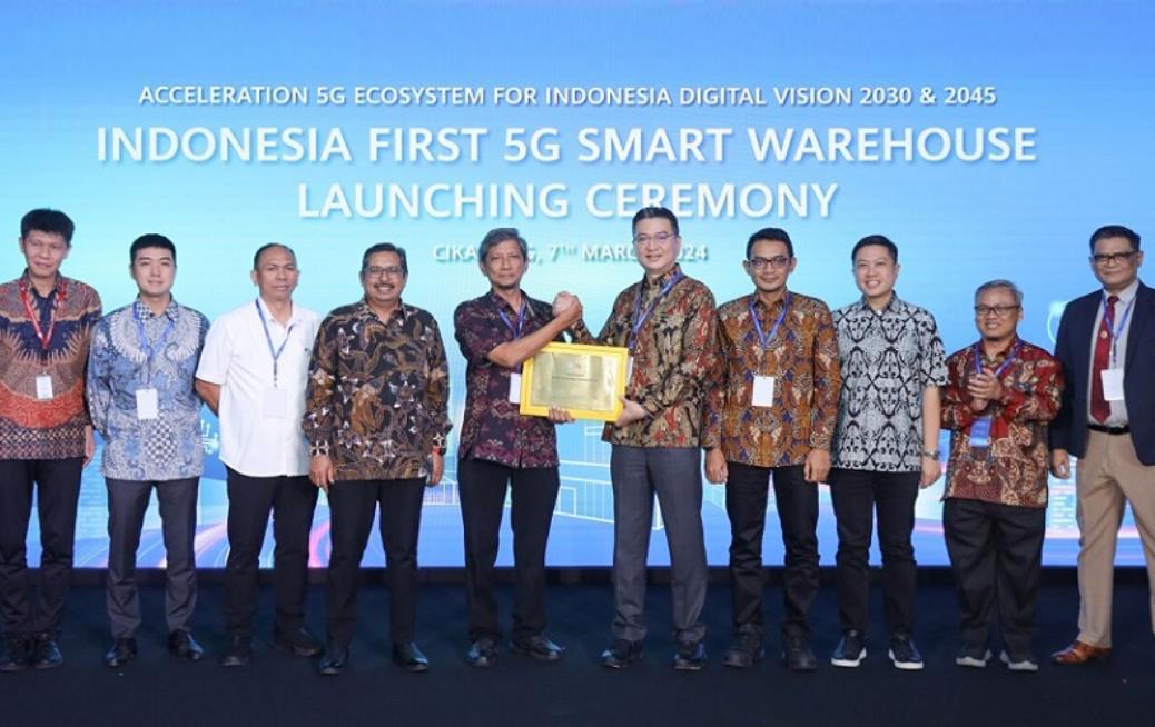华为与印尼电信公司联合揭幕印尼首个5G智能仓库和5G创新中心