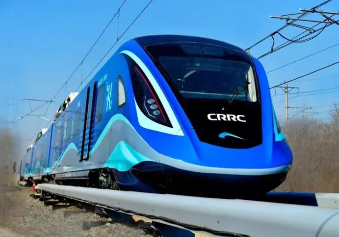 中国首列氢能列车时速160公里 长春试运行