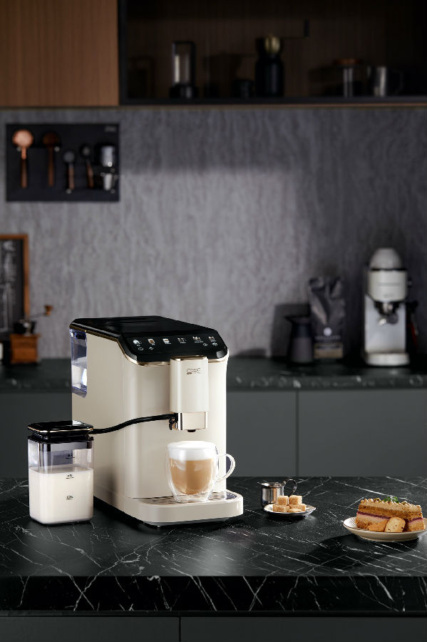 CASO卡梭全自动拿铁咖啡机：工作室的咖啡新宠，一键上手速享香醇
